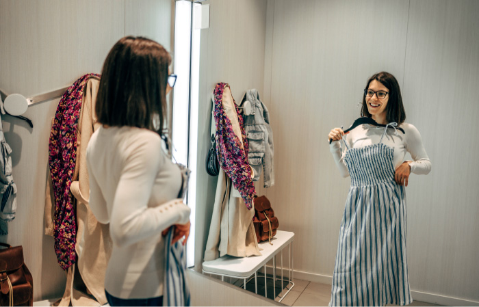 i-TEK Fitting Room i-TEK Fitting Room